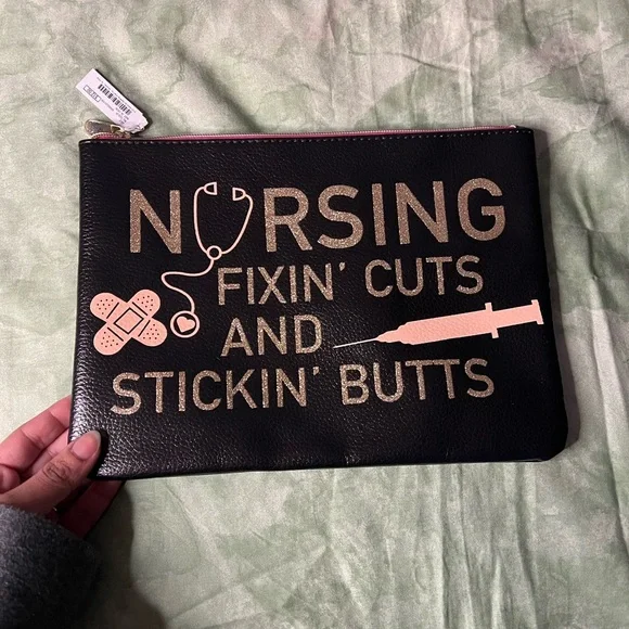 NWT Black Glittery "Nursing Fixin' Cuts and Stickin' Butts" Zipper Bag - Picture 2 of 5